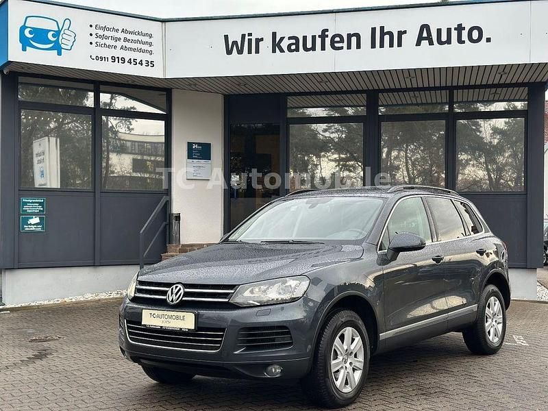 Grau Gebraucht 2013 VW Touareg SUV | 12.490 € (Superpreis) - Bild 1/4
