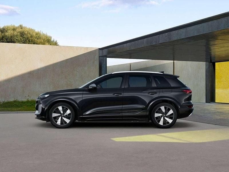 Nouă Audi SQ6 e-tron 359 kW (489 CP) 2026 Negru SUV