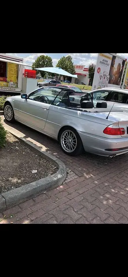 Gebraucht BMW 320 Cabriolet 170 PS (125 kW) 2005 Grau Cabrio