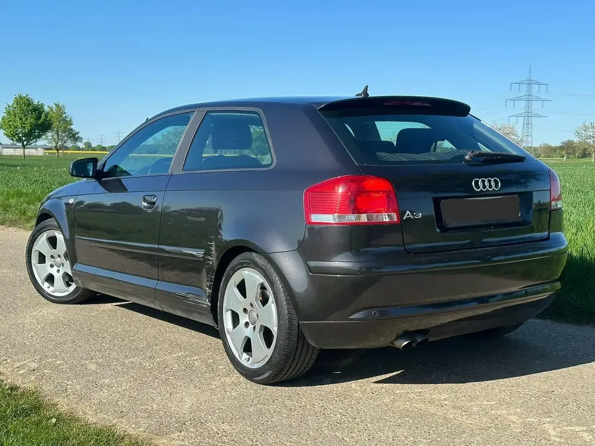 Gebraucht Audi A3 140 PS (102 kW) 2006 Schwarz Kleinwagen