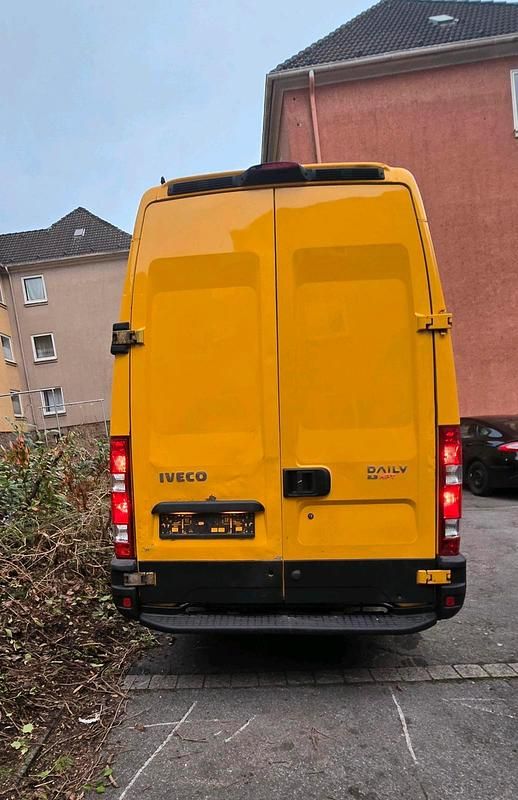 Gebraucht Iveco Daily 136 PS (100 kW) 2007 Gelb Limousine