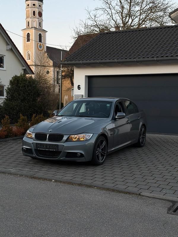 Gebraucht BMW 316 116 PS (85 kW) 2010 Grau Limousine