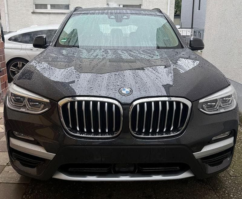 Schwarz Gebraucht 2018 BMW X3 xLine SUV | 25.200 € (Superpreis) - Bild 1/4
