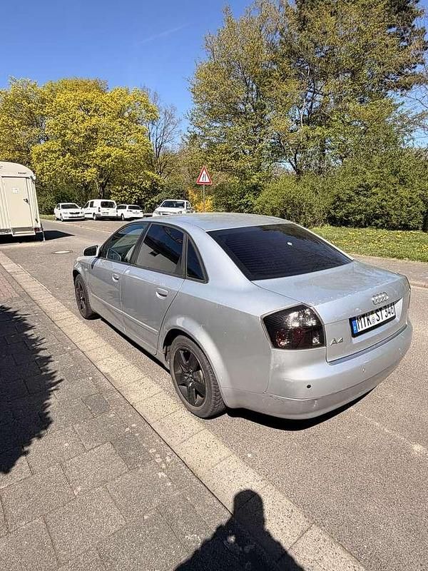 Gebraucht Audi A4 131 PS (96 kW) 2004 Limousine