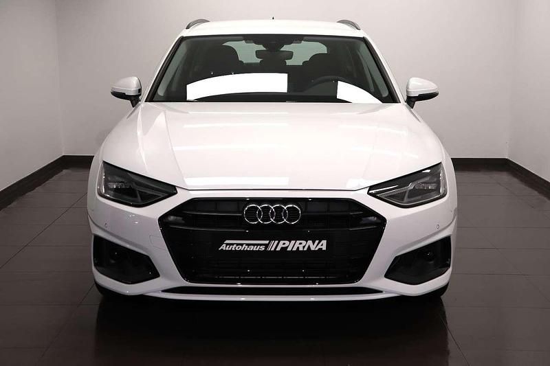 Gebraucht Audi A4 Advanced Plus 150 PS (110 kW) 2023 Arkonaweiß Kombi