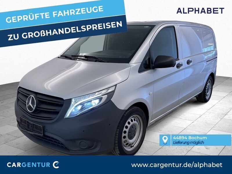 Brillantsilber Gebraucht 2022 Mercedes Vito Van / Kleinbus | 23.907 € - Bild 1/2