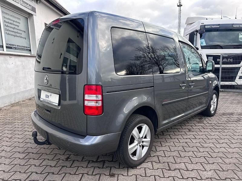 Gebraucht VW Caddy Trendline 102 PS (75 kW) 2011 Grau Van / Kleinbus
