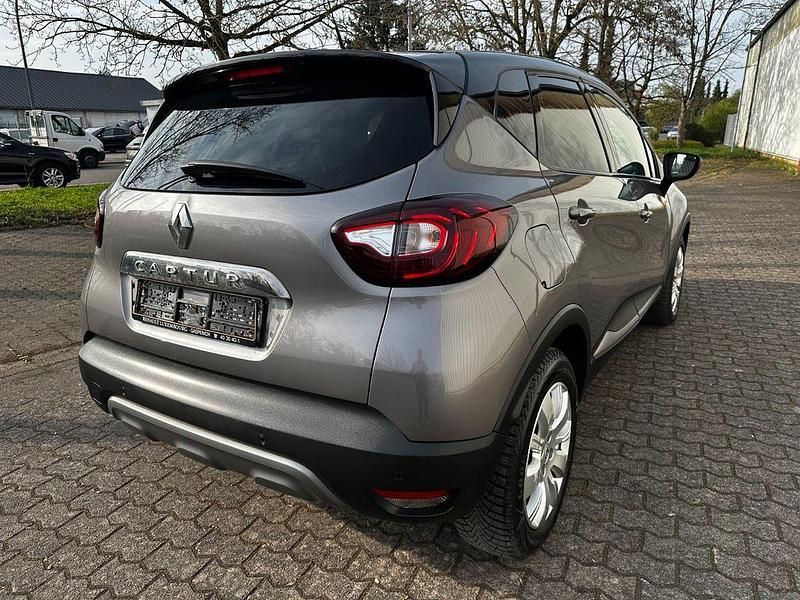 Gebraucht Renault Captur 150 PS (110 kW) 2018 Grau SUV