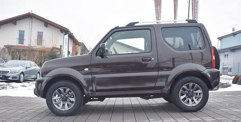 Braun Gebraucht 2016 Suzuki Jimny Style SUV | 15.900 € (Fairer Preis) - Bild 1/4