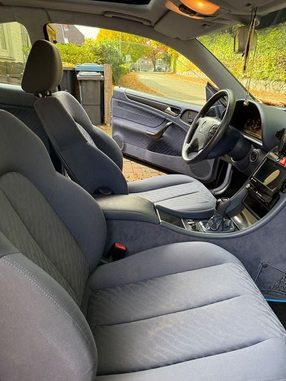 Gebraucht Mercedes CLK200 Elegance 163 PS (119 kW) 2000 Blau Coupé