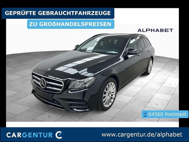 Obsidianschwarz Gebraucht 2020 Mercedes E300 AMG line Kombi | 24.790 € (Superpreis) - Bild 1/2