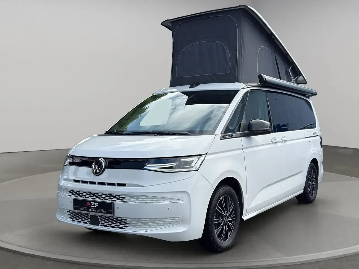 Gebraucht VW California Beach 150 PS (110 kW) 2026 Weiss Van