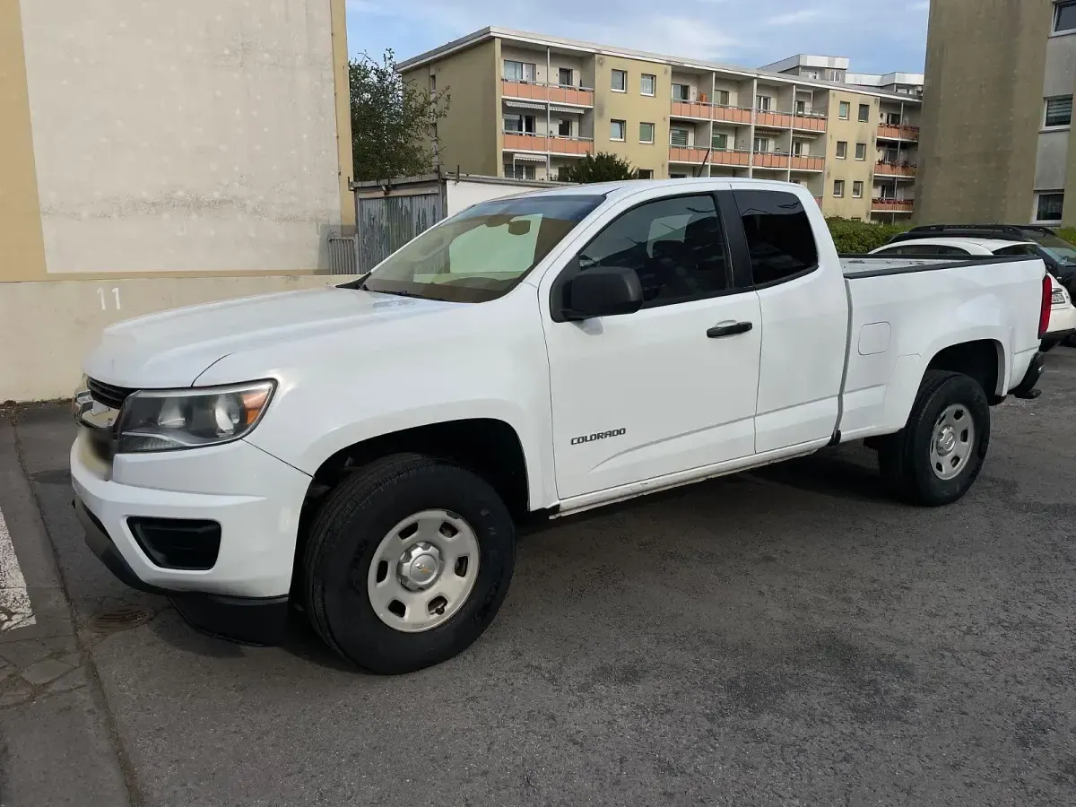 Gebraucht Chevrolet Colorado 203 PS (149 kW) 2015 Weiß Pickup