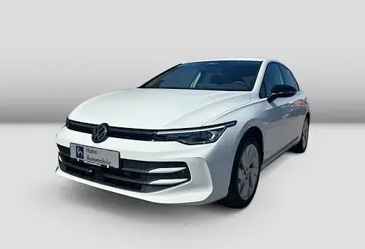 Nowe VW Golf VIII 116 KM (85 kW) 2026 Biały Sedan/Limuzyna