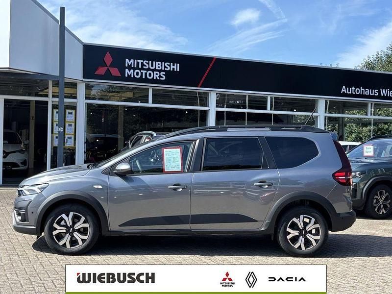 Schiefergrau Neu 2024 Dacia Jogger Expression Van / Kleinbus | 21.990 € - Bild 1/4