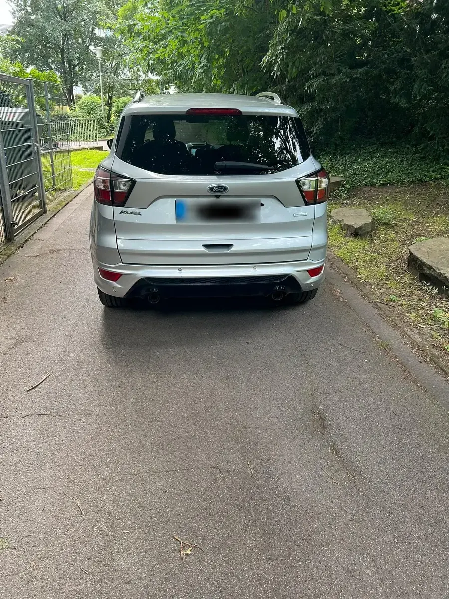 Gebraucht Ford Kuga ST-Line 2018 Grau SUV