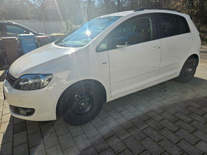 Gebraucht VW Golf Plus Cross Trendline 105 PS (77 kW) 2012 Weiß Van / Kleinbus