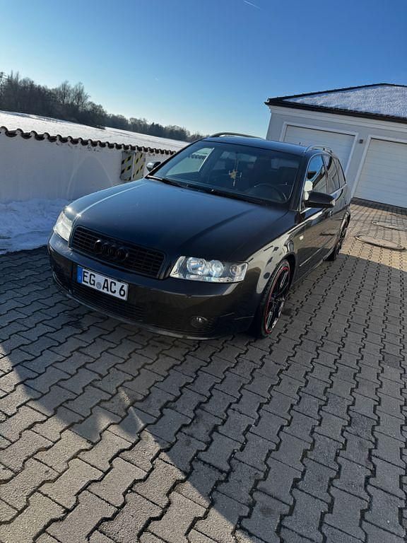 Schwarz Gebraucht 2004 Audi A4 S-Line Kombi | 3.600 € (Fairer Preis) - Bild 1/4