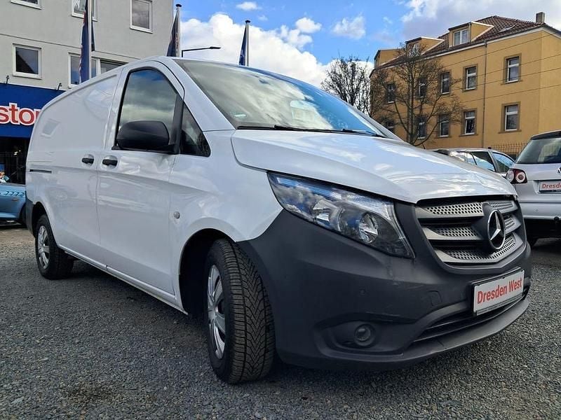 Gebraucht Mercedes Vito 114 PS (83 kW) 2014 Weiß Van