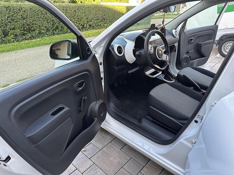 Gebraucht Renault Twingo 71 PS (52 kW) 2018 Weiß Kleinwagen