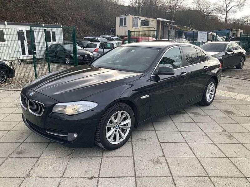 Gebraucht BMW 530 258 PS (189 kW) 2013 Schwarz Limousine