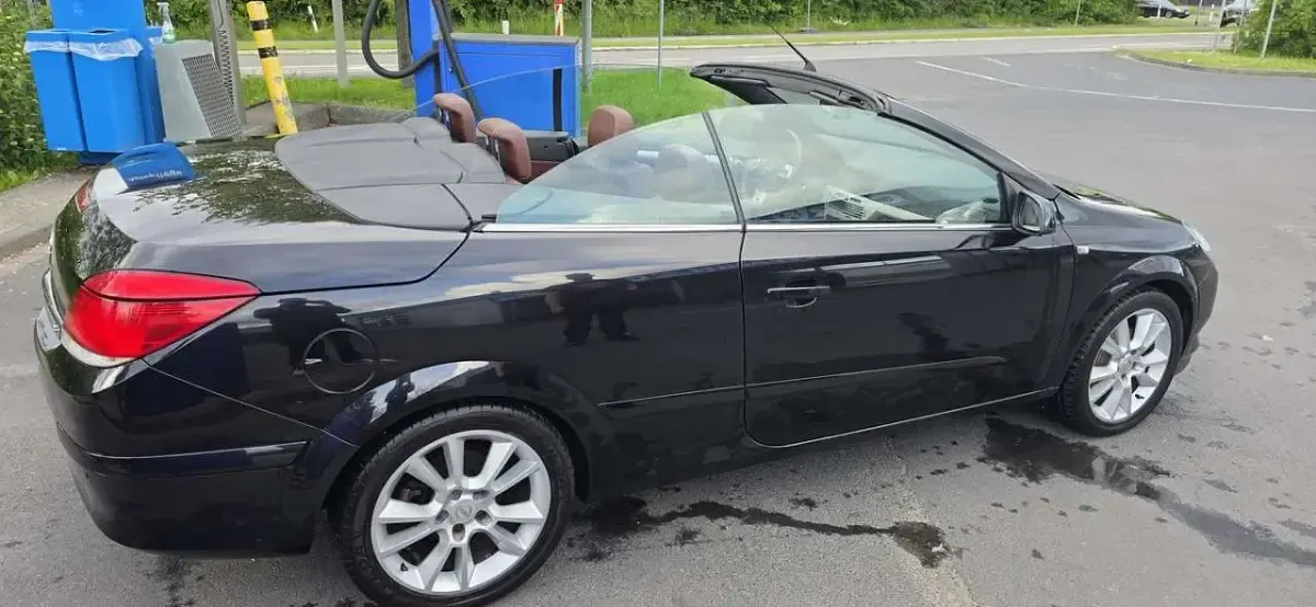 Gebraucht Opel Astra Cabriolet Edition 140 PS (102 kW) 2006 Cabrio