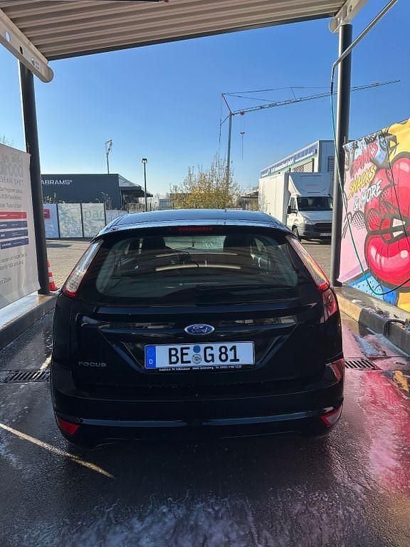 Gebraucht Ford Focus Style 101 PS (74 kW) 2009 Schwarz Limousine
