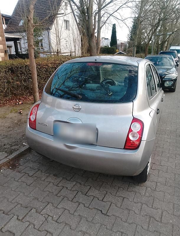 Gebraucht Nissan Micra 65 PS (47 kW) 2003 Silber Kleinwagen