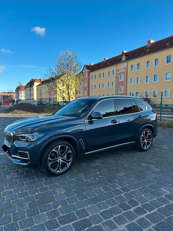 Gebraucht BMW X5 Efficient Dynamics 286 PS (210 kW) 2022 Schwarz SUV