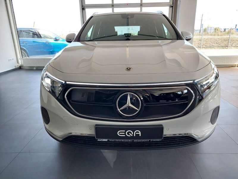 Gebraucht Mercedes EQA250 Electric Art 139 kW (190 PS) 2024 Digitalweiss  metalliclack SUV
