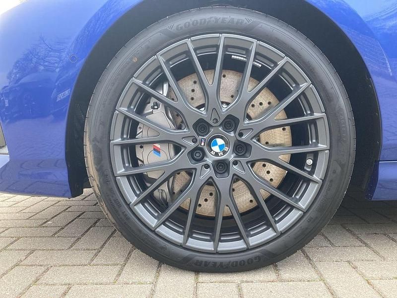 Ny BMW M135 Performance 300 HK (220 kW) 2026 Blå Hatchback