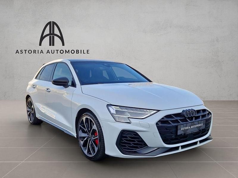 Gebraucht Audi S3 Ambiente 333 PS (244 kW) 2025 Gletscherweiã metallic Limousine