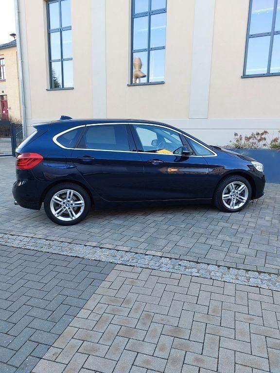 Gebraucht BMW 225 Performance 231 PS (169 kW) 2015 Blau Van / Kleinbus