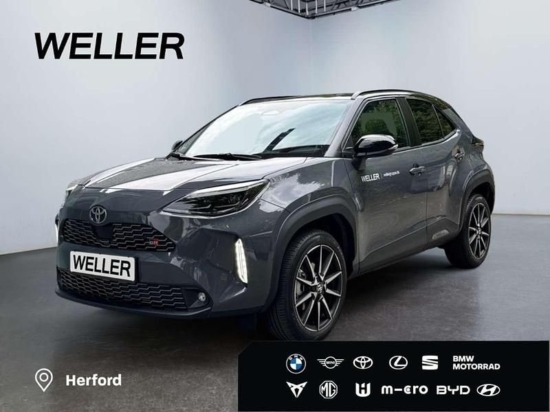 Grau Gebraucht 2025 Toyota Yaris Cross Sport SUV | 34.989 € - Bild 1/3