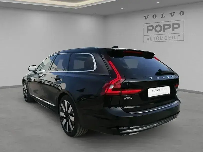 Gebraucht Volvo V90 Plus 398 PS (292 kW) 2025 Onyx black / metallic Kombi