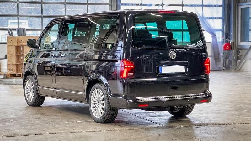Gebraucht VW Multivan Highline 245 PS (180 kW) 2011 Schwarz Van