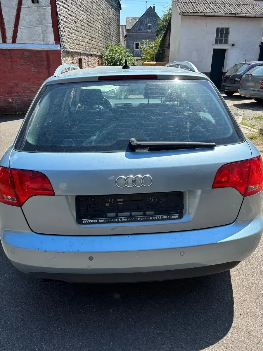 Gebraucht Audi A4 170 PS (125 kW) 2005 Blau Kombi
