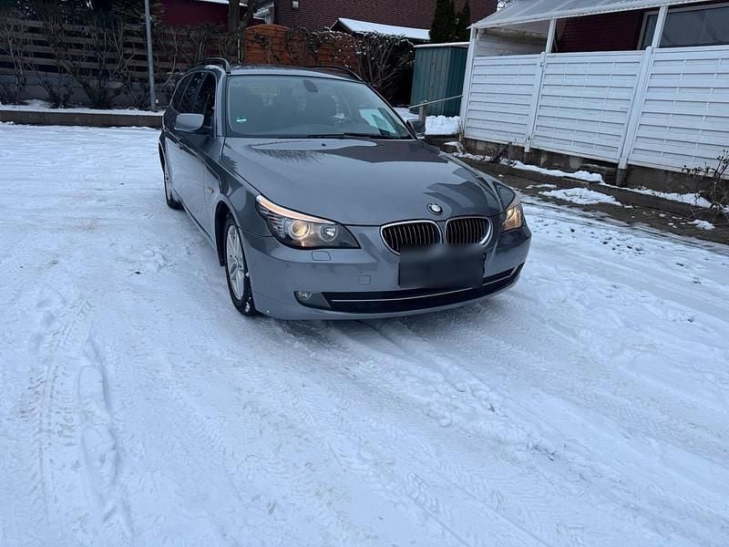 Grau Gebraucht 2008 BMW 520 Kombi | 3.500 € (Guter Preis) - Bild 1/4