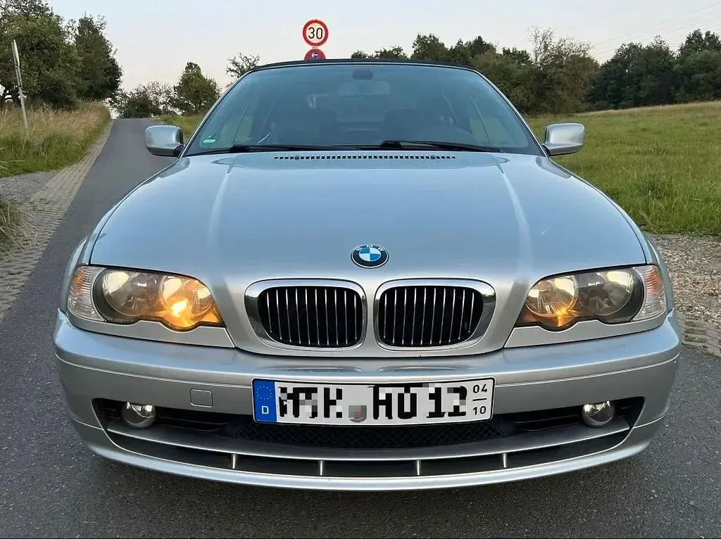 Gebraucht BMW 323 Cabriolet 170 PS (125 kW) 2000 Silber Cabrio