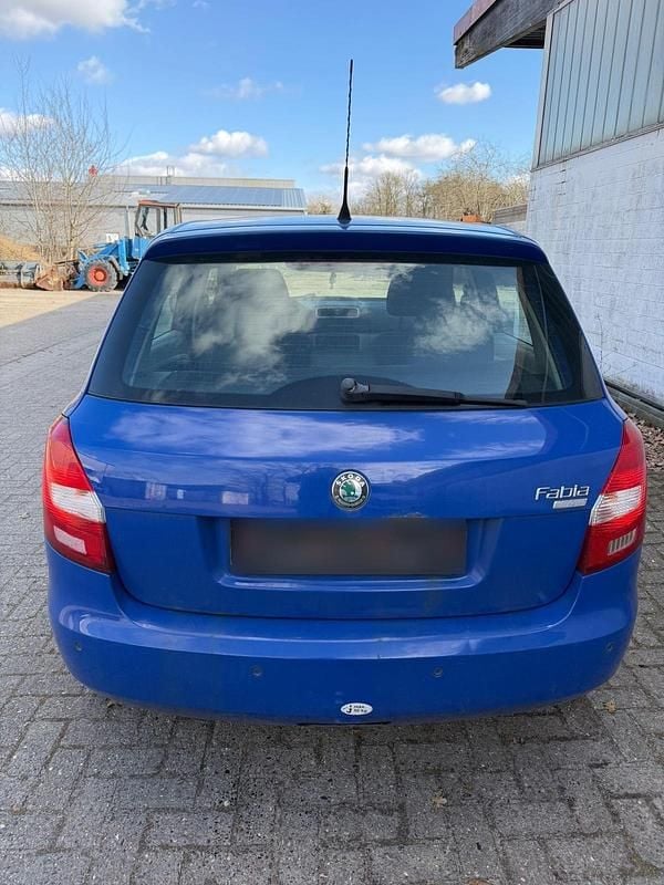 Gebraucht Skoda Fabia 105 PS (77 kW) 2007 Blau Limousine