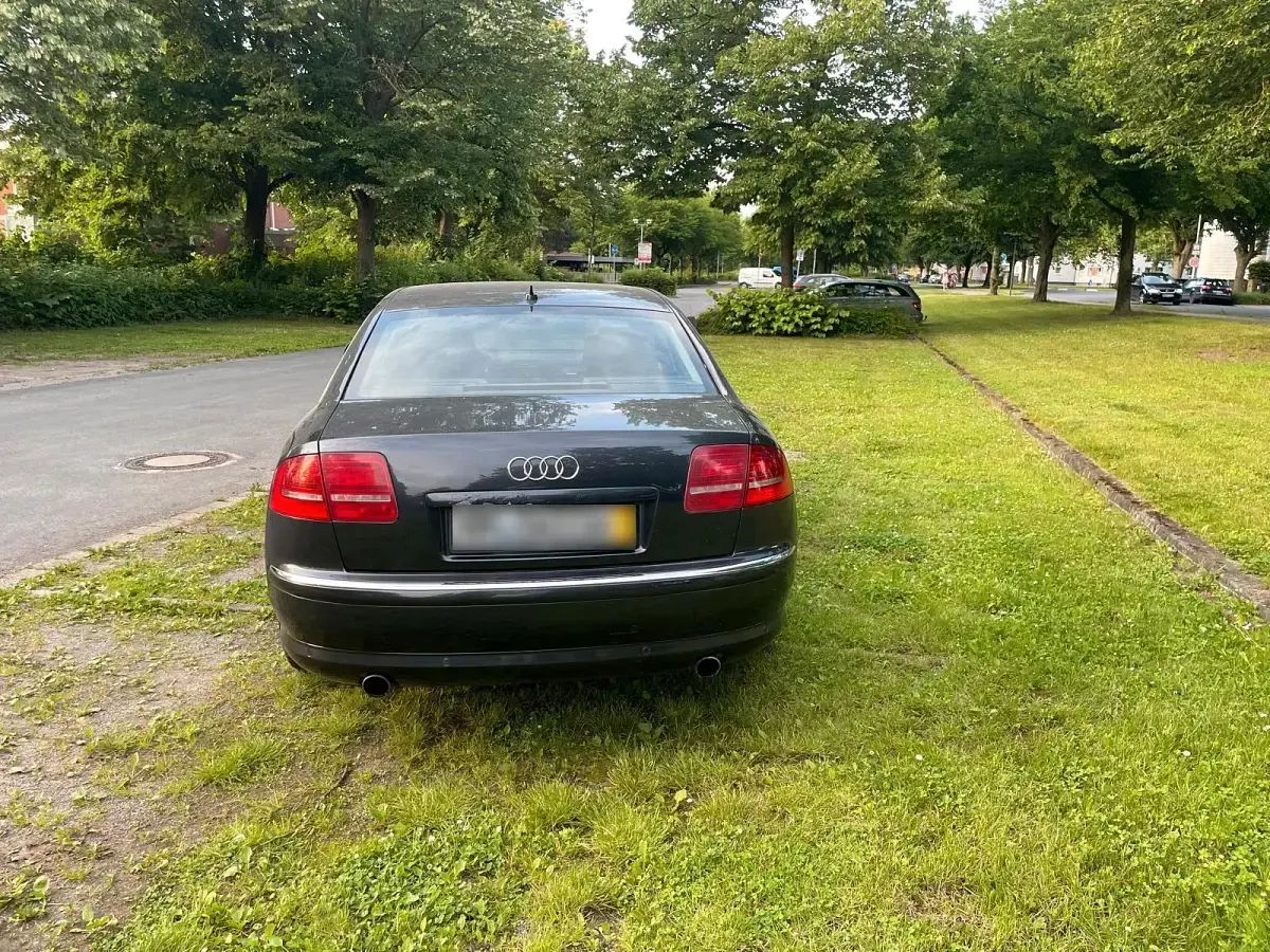 Gebraucht Audi A8 349 PS (256 kW) 2008 Grau Limousine