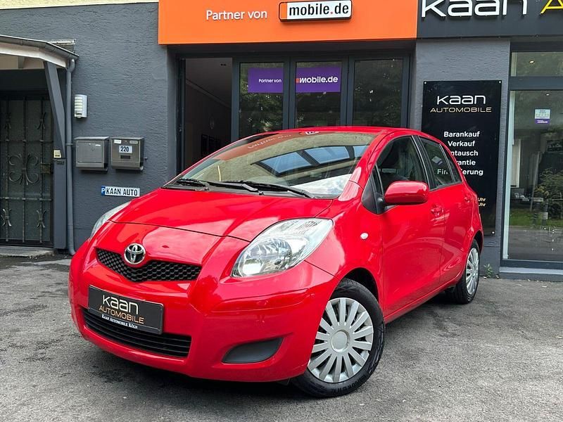 Rot Gebraucht 2009 Toyota Yaris Sol Kleinwagen | 5.500 € (Fairer Preis) - Bild 1/4