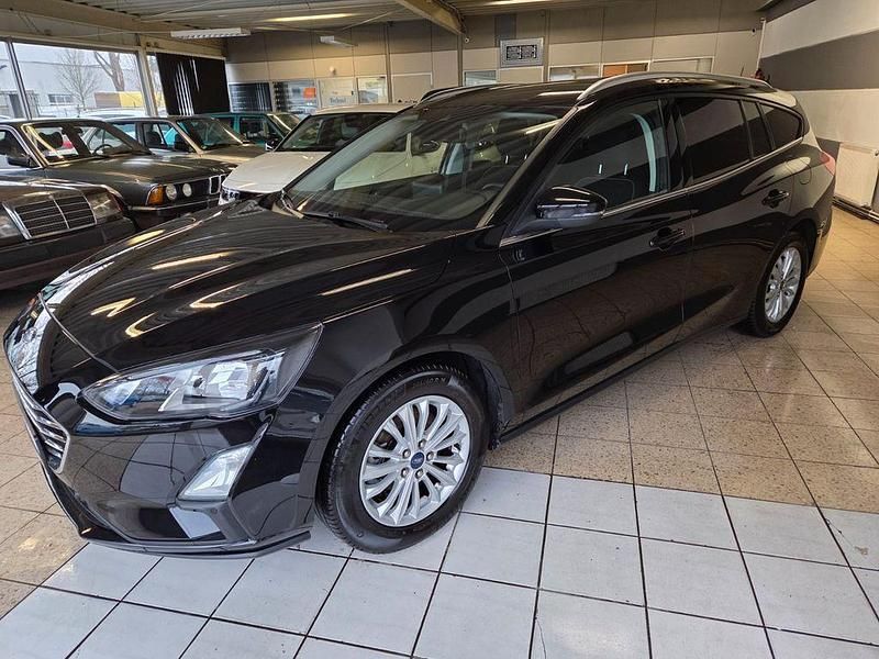 Gebraucht Ford Focus Titanium X 125 PS (91 kW) 2021 Schwarz Kombi