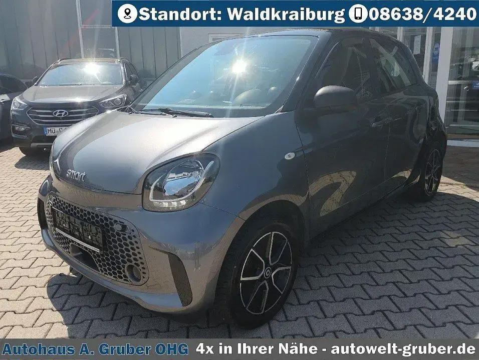 Gebraucht Smart ForFour Electric Drive 60 kW (82 PS) 2020 Grau Limousine