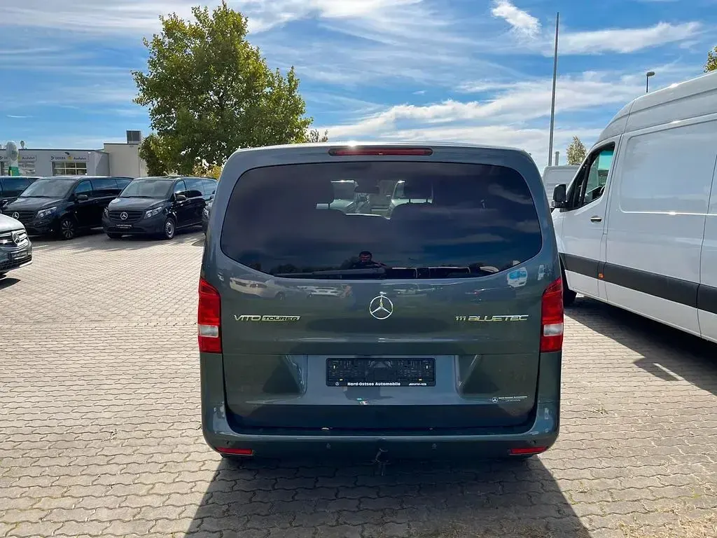 Gebraucht Mercedes Vito 114 PS (83 kW) 2016 Grau Van