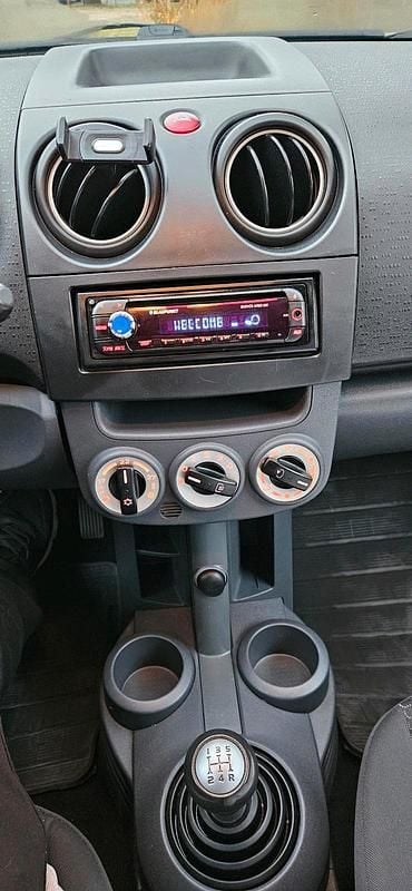 Gebraucht Mitsubishi Colt 75 PS (55 kW) 2009 Rot Kleinwagen