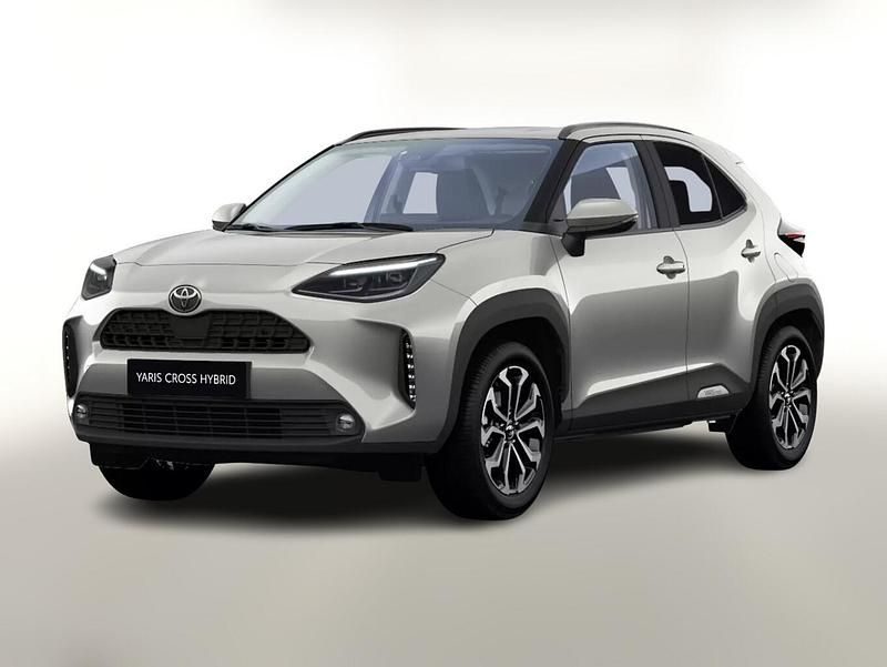 Shimmering silber metallic Neu 2025 Toyota Yaris Cross SUV | 29.888 € (Fairer Preis) - Bild 1/4