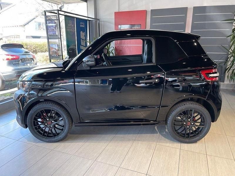 Neu Ligier JS50 2026 Schwarz Kleinwagen