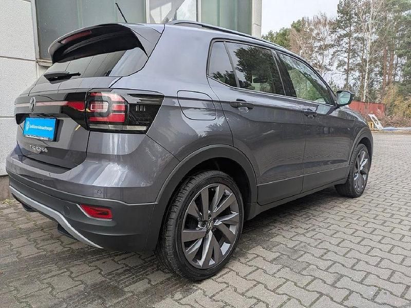 Gebraucht VW T-Cross Active 95 PS (69 kW) 2022 Grau SUV