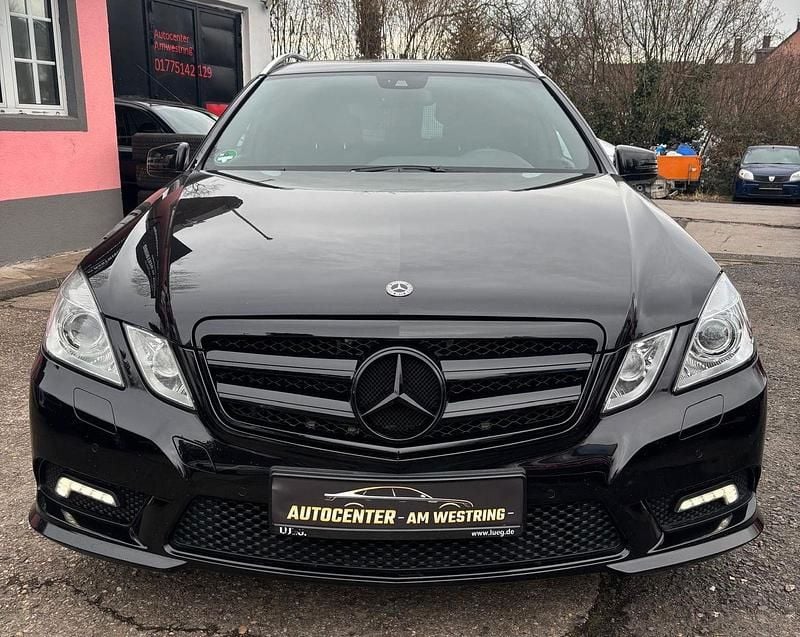 Gebraucht Mercedes E250 AMG 204 PS (150 kW) 2011 Schwarz Kombi